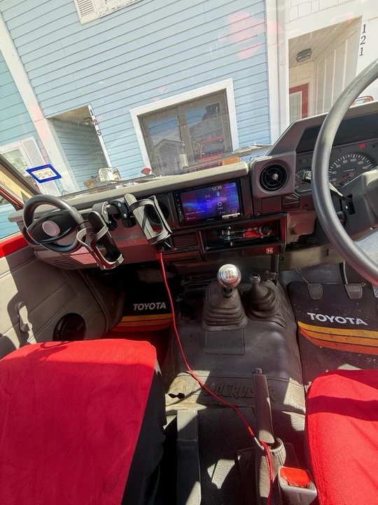 1996 Toyota J70 Land Cruiser - Image 20 of 21