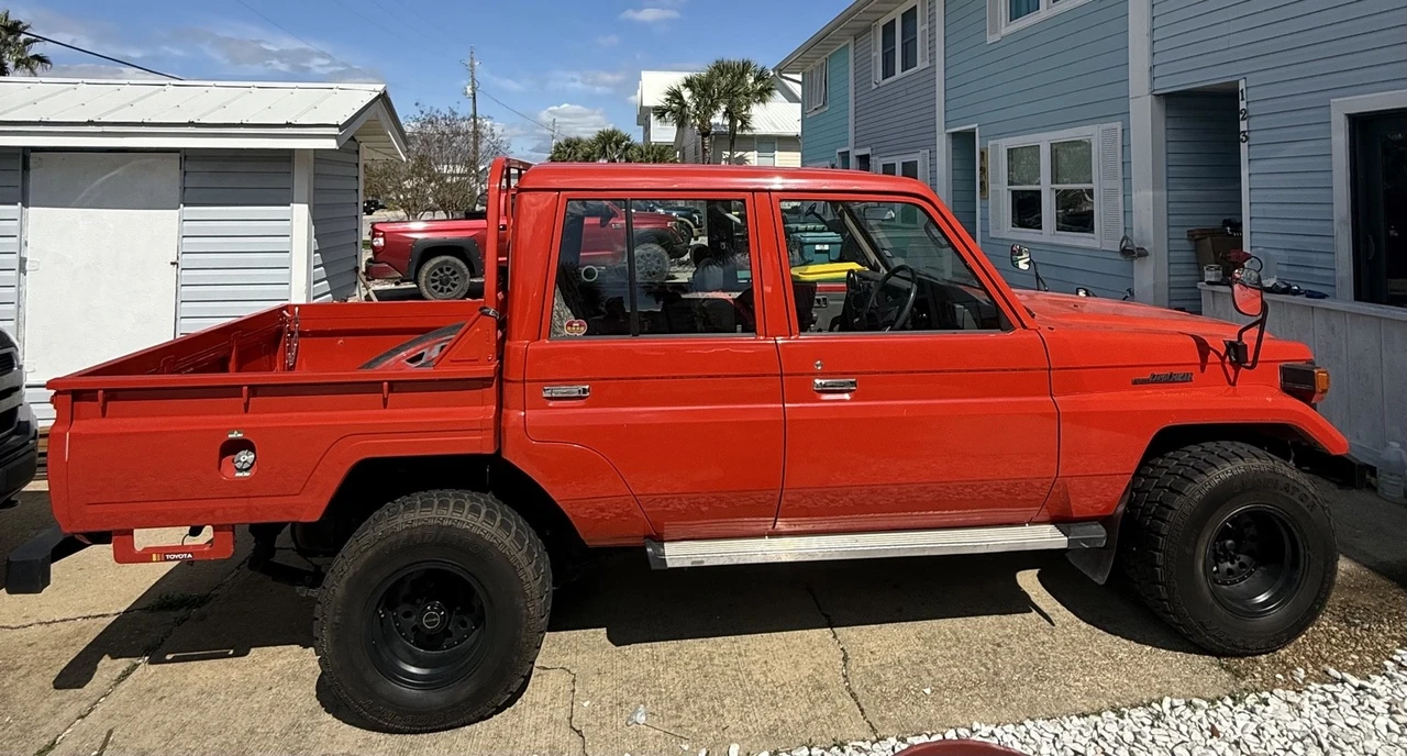 1996 Toyota J70 Land Cruiser - Image 6 of 21