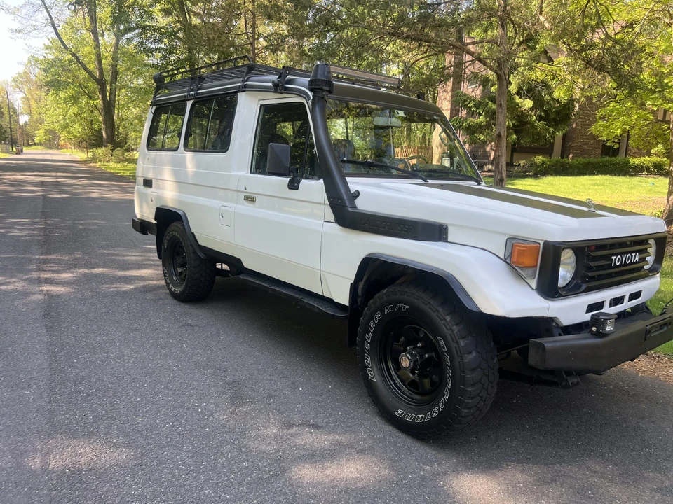 1996 Toyota J70 Land Cruiser - Image 11 of 31