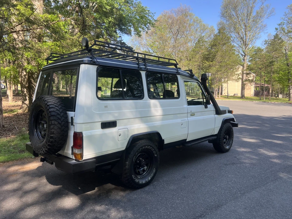 1996 Toyota J70 Land Cruiser - Image 8 of 31