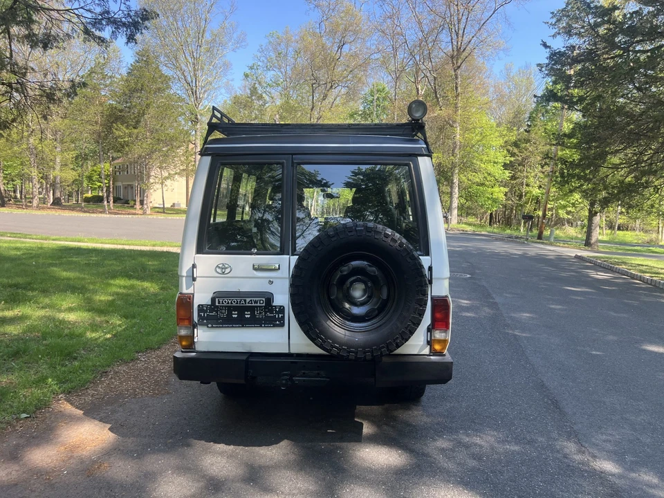1996 Toyota J70 Land Cruiser - Image 7 of 31