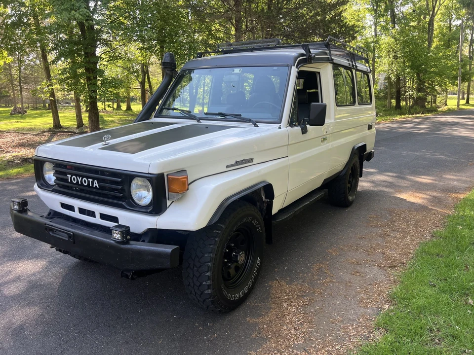 1996 Toyota J70 Land Cruiser - Image 4 of 31