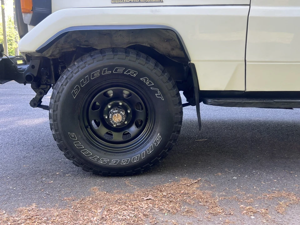 1996 Toyota J70 Land Cruiser - Image 17 of 31