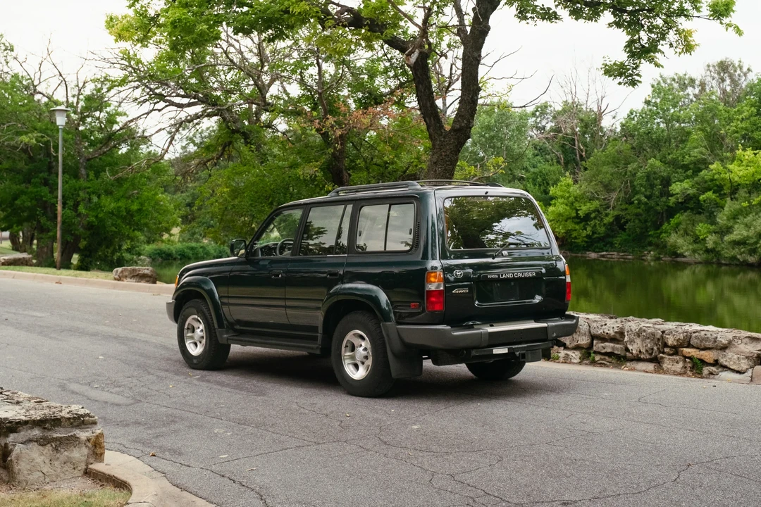 1996 Toyota J80 Land Cruiser - Image 10 of 31