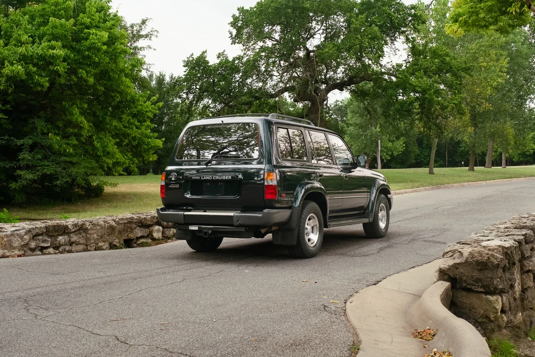 1996 Toyota J80 Land Cruiser - Image 13 of 31