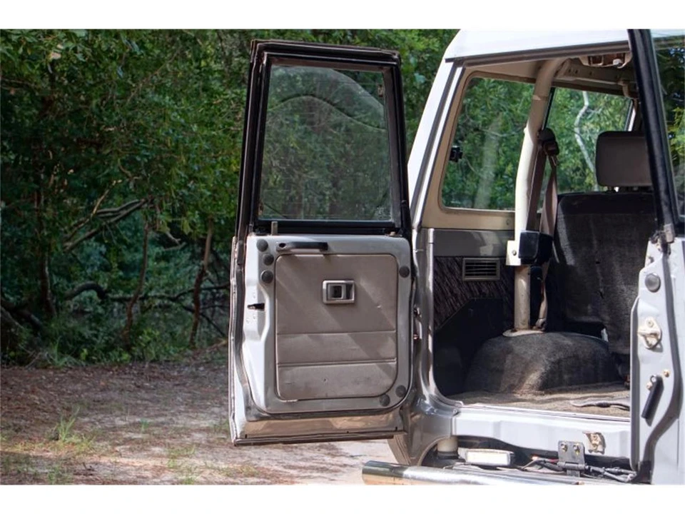 1996 Toyota J80 Land Cruiser - Image 22 of 31
