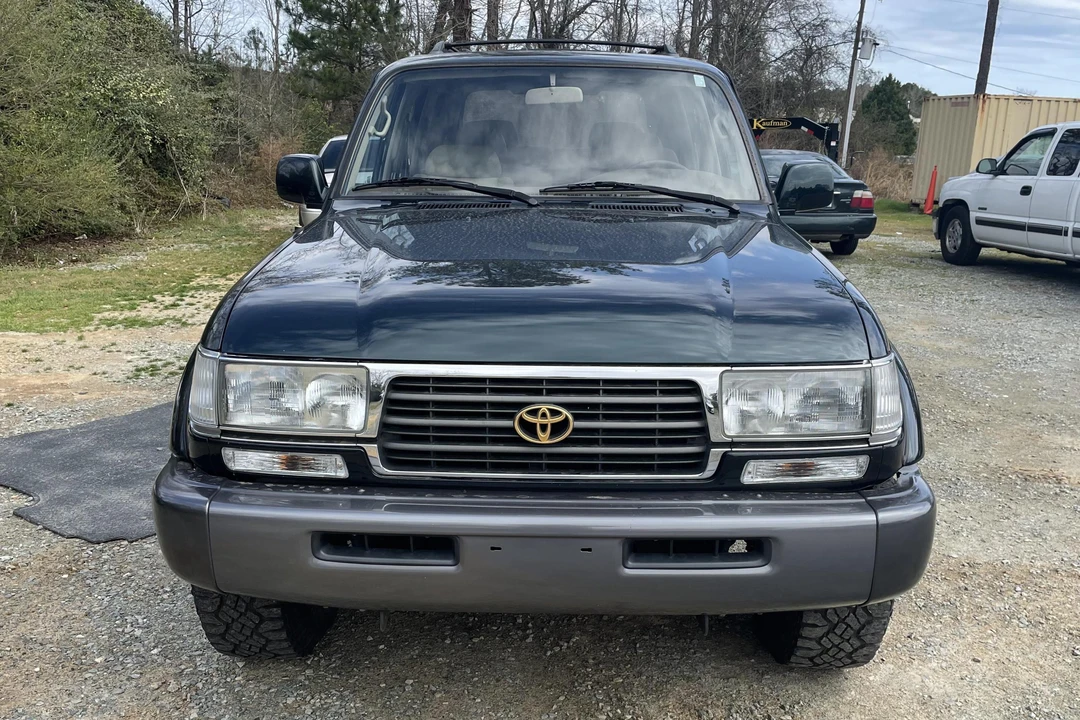 1996 Toyota J80 Land Cruiser - Image 2 of 31