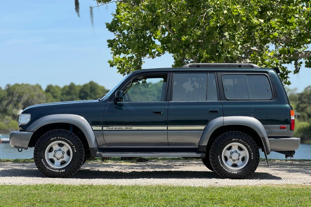1996 Toyota J80 Land Cruiser - Image 3 of 31