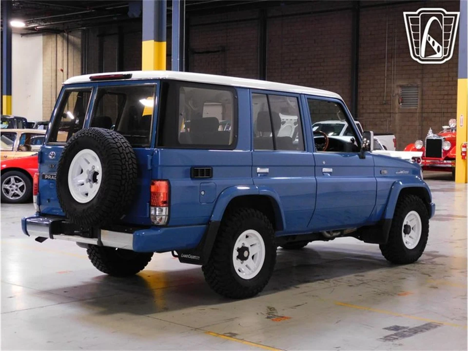 1996 Toyota J80 Land Cruiser - Image 10 of 31