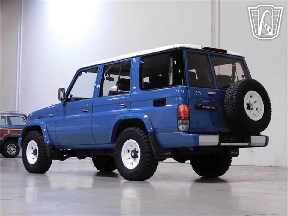 1996 Toyota J80 Land Cruiser - Image 16 of 31