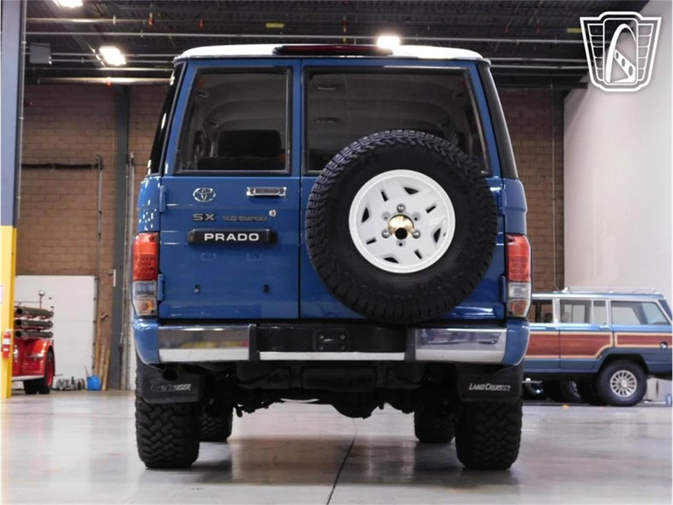 1996 Toyota J80 Land Cruiser - Image 17 of 31