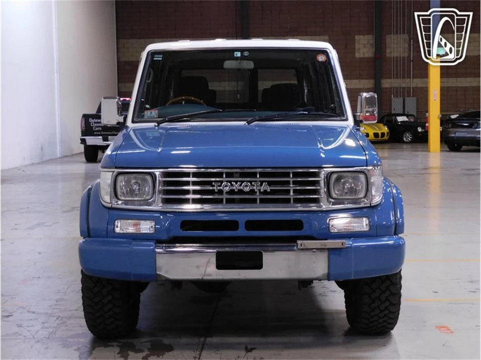 1996 Toyota J80 Land Cruiser - Image 13 of 31