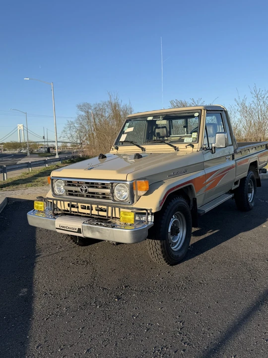 1996 Toyota J70 Land Cruiser - Image 3 of 31