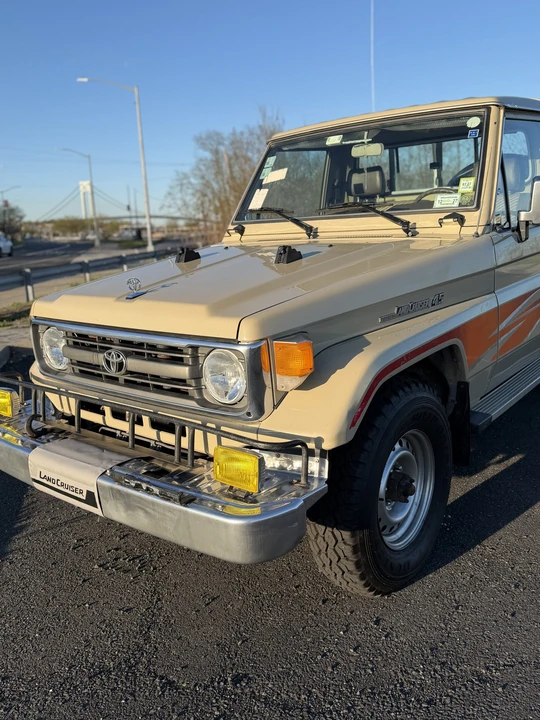 1996 Toyota J70 Land Cruiser - Image 16 of 31