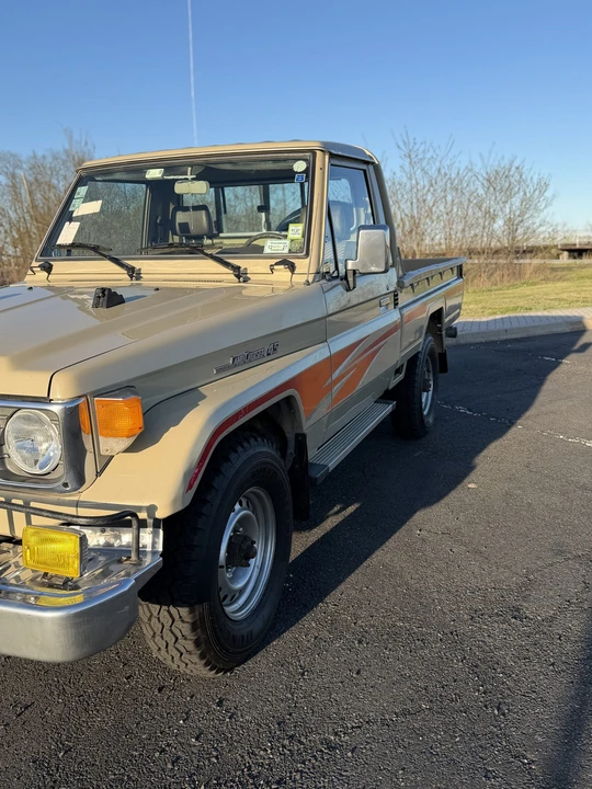 1996 Toyota J70 Land Cruiser - Image 17 of 31