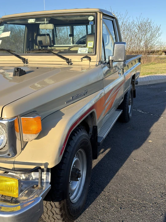 1996 Toyota J70 Land Cruiser - Image 20 of 31