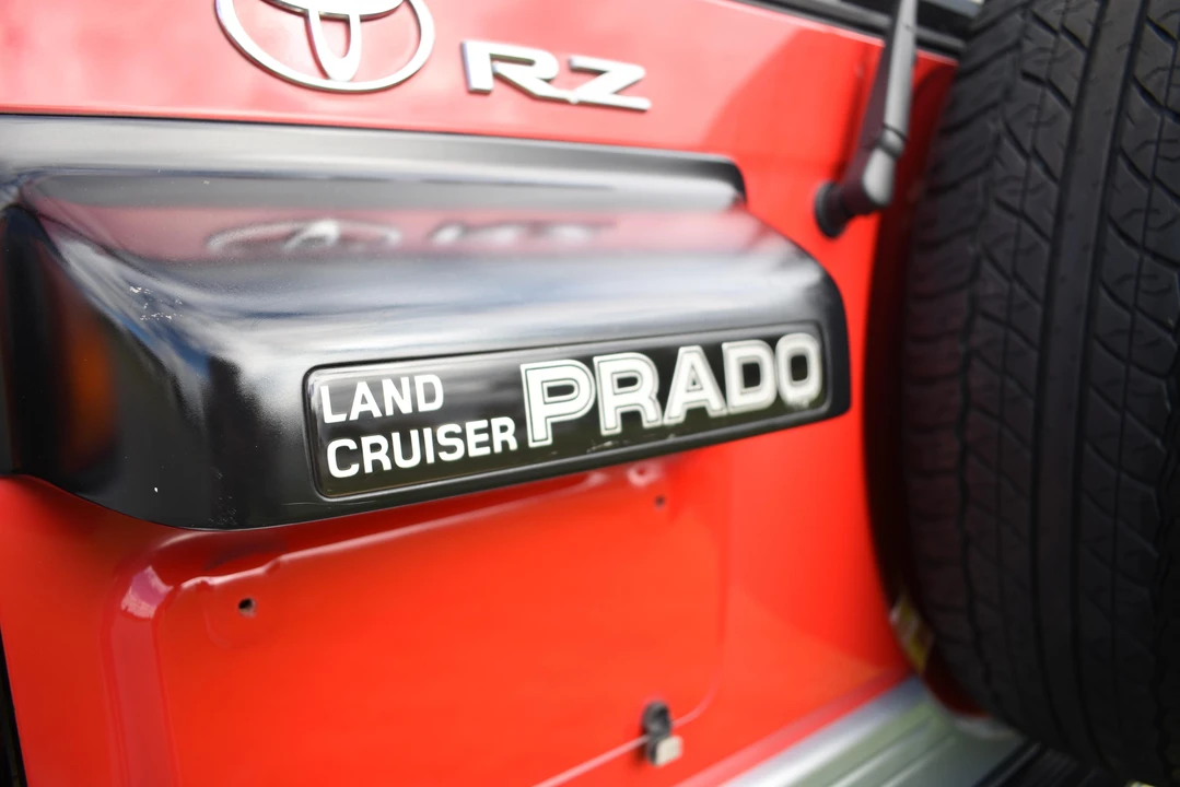 1996 Toyota J90 Land Cruiser Prado - Image 21 of 31