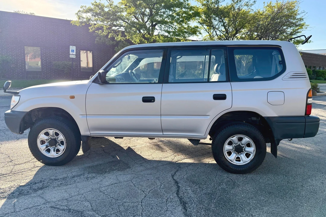 1996 Toyota J70 Land Cruiser Prado - Image 3 of 31