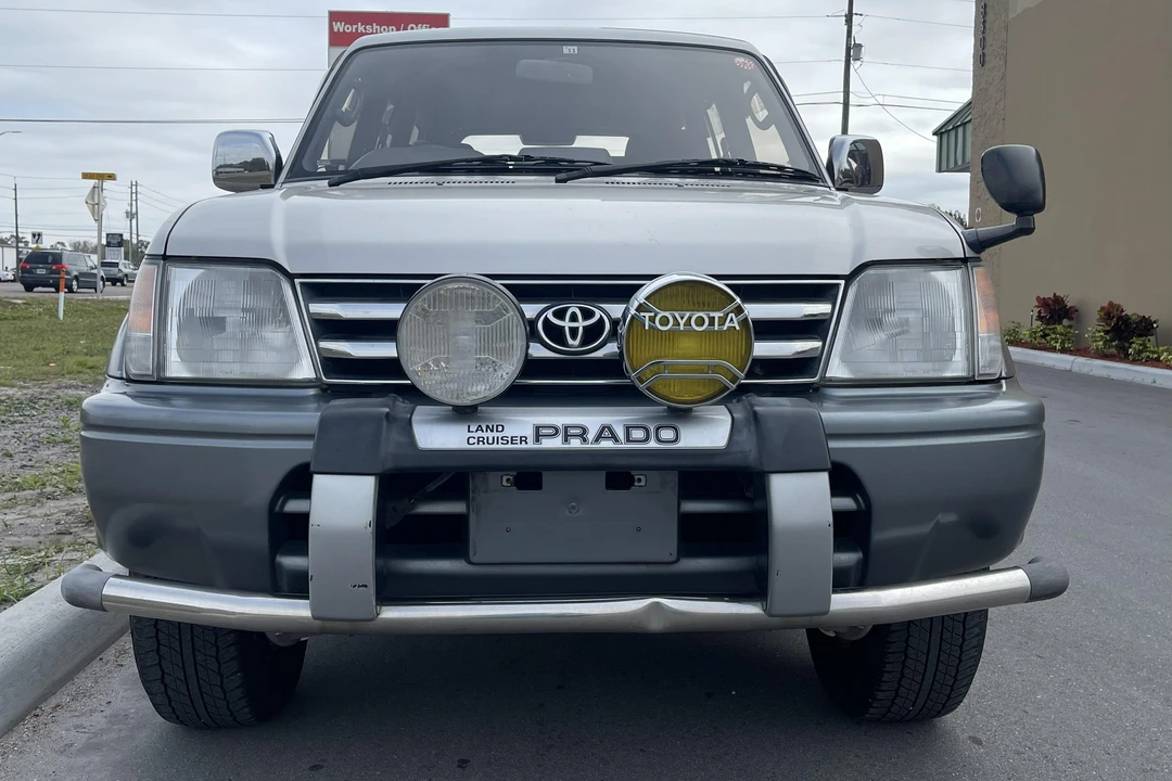 1996 Toyota J90 Land Cruiser Prado - Image 2 of 31