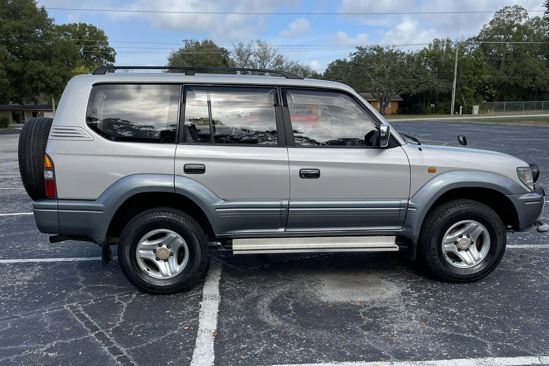 1996 Toyota J90 Land Cruiser Prado - Image 17 of 31