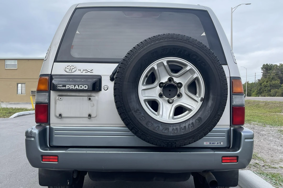 1996 Toyota J90 Land Cruiser Prado - Image 5 of 31