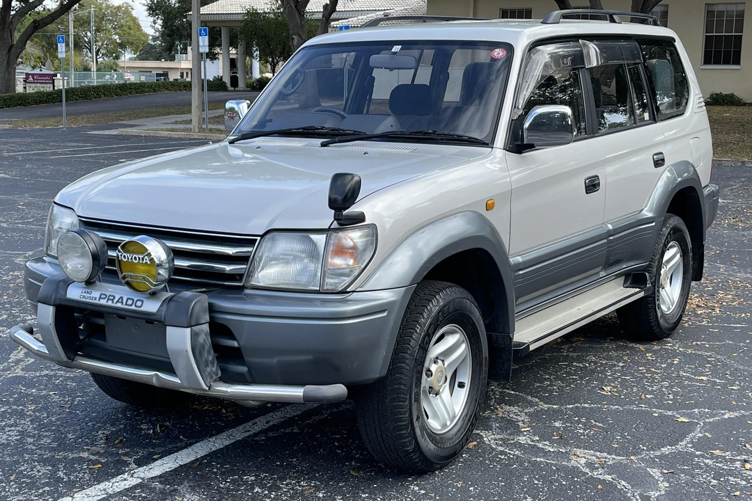 1996 Toyota J90 Land Cruiser Prado - Image 7 of 31
