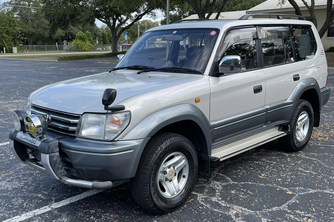 1996 Toyota J90 Land Cruiser Prado - Image 8 of 31