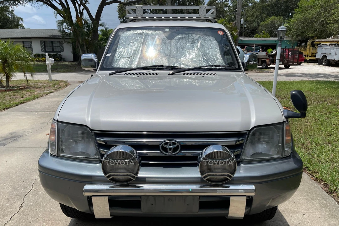 1996 Toyota J90 Land Cruiser Prado - Image 2 of 31