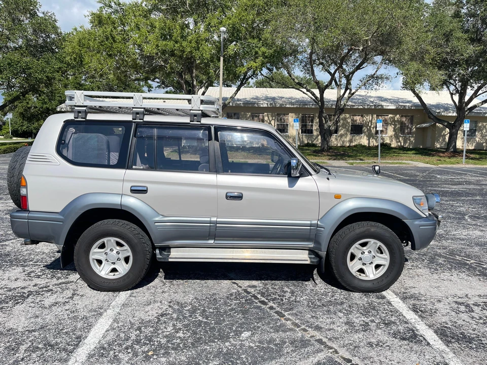 1996 Toyota J90 Land Cruiser Prado - Image 14 of 31