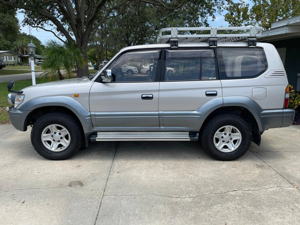 1996 Toyota J90 Land Cruiser Prado - Image 8 of 31