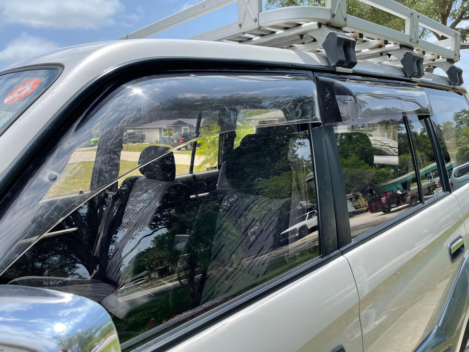 1996 Toyota J90 Land Cruiser Prado - Image 22 of 31