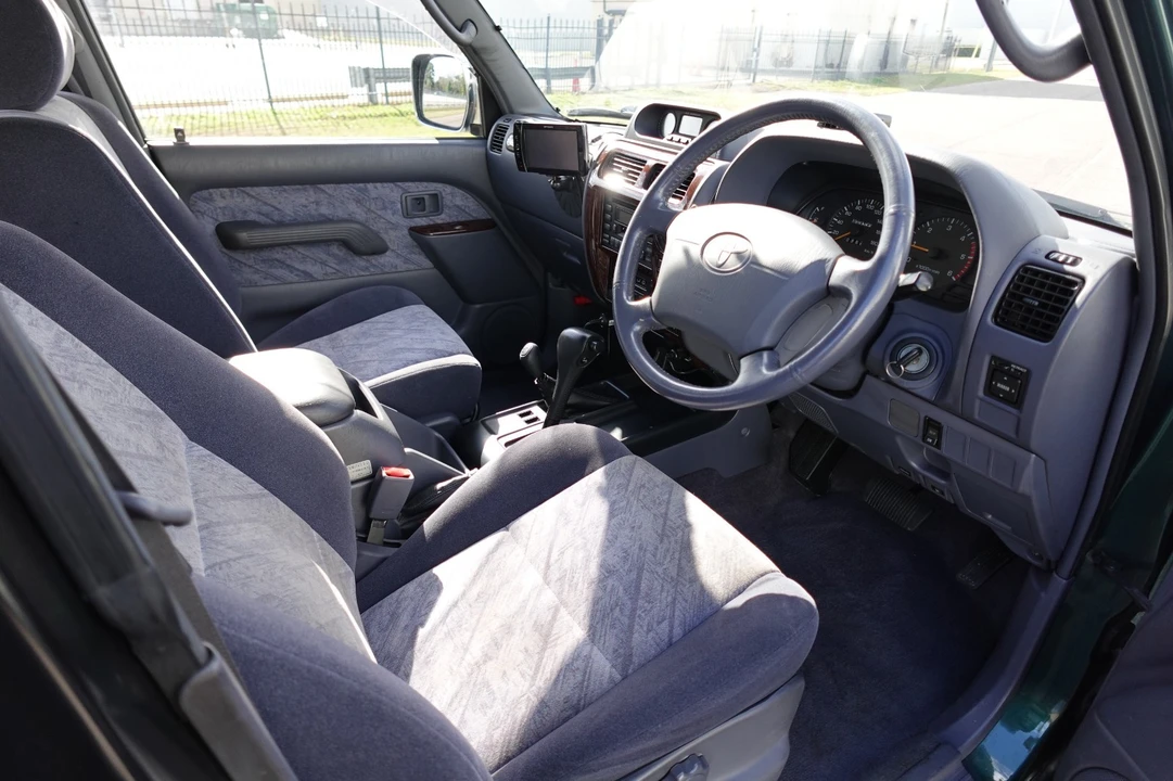 1996 Toyota J80 Land Cruiser - Image 14 of 19