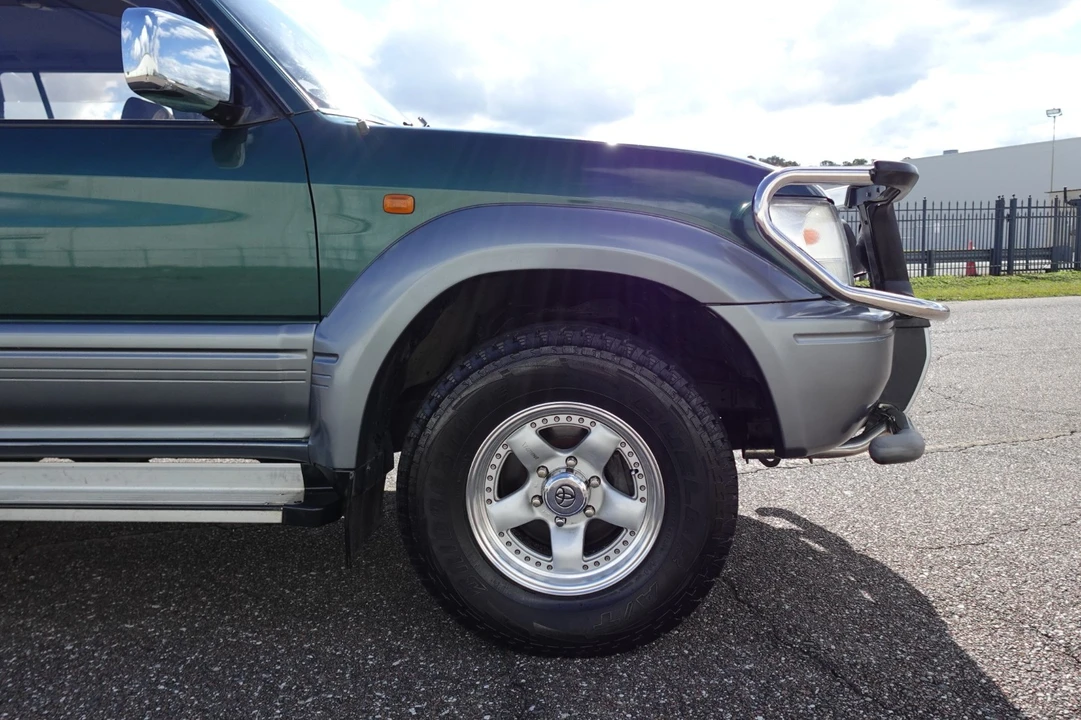 1996 Toyota J80 Land Cruiser - Image 5 of 19