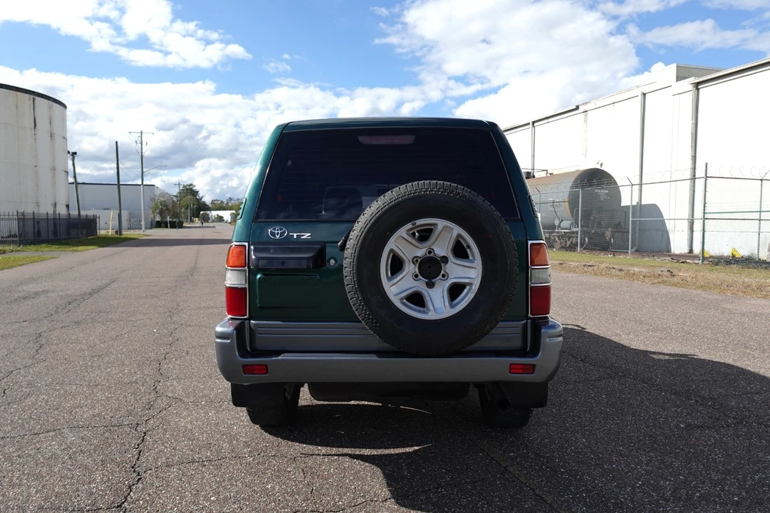 1996 Toyota J80 Land Cruiser - Image 9 of 19