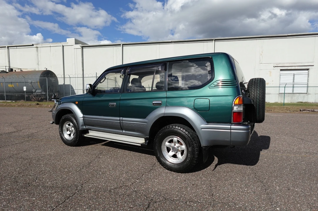 1996 Toyota J80 Land Cruiser - Image 11 of 19