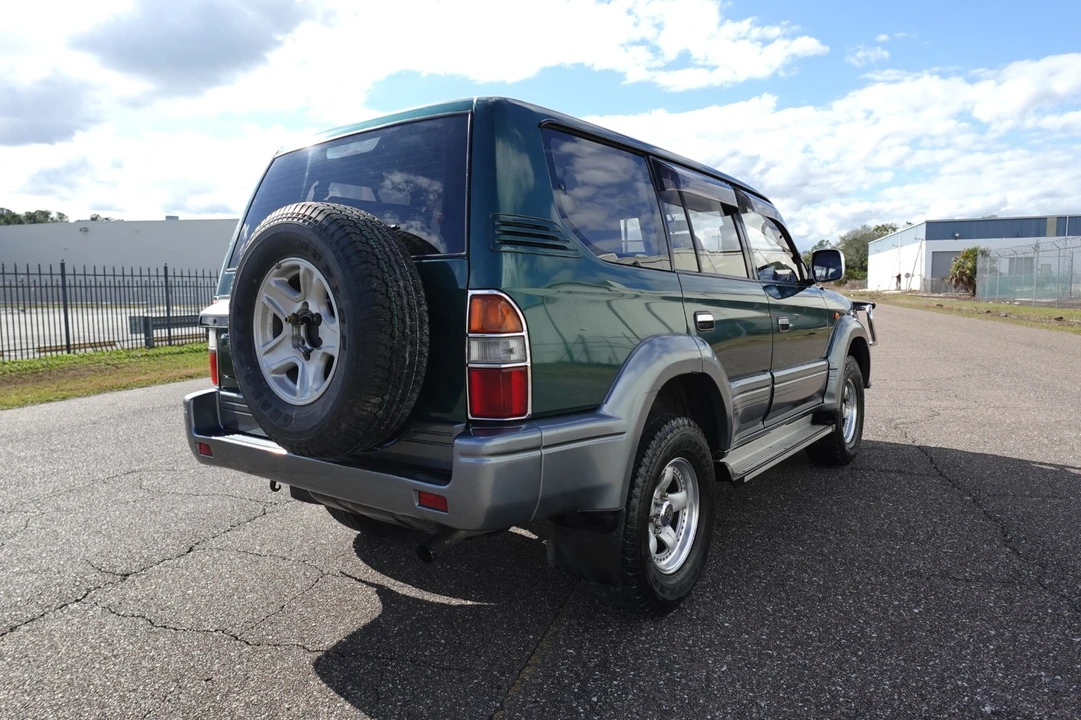 1996 Toyota J80 Land Cruiser - Image 8 of 19