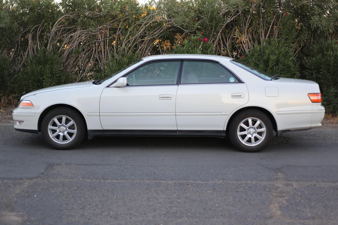 1996 Toyota Mark II 7th Gen - Image 3 of 5