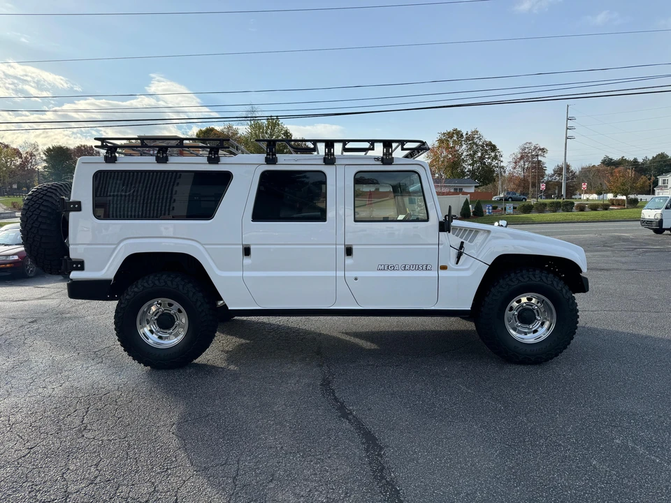 1996 Toyota Mega Cruiser - Image 28 of 31