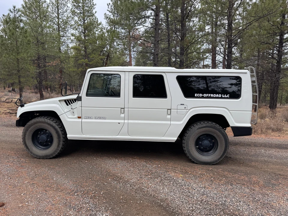 1996 Toyota Mega Cruiser - Image 13 of 31