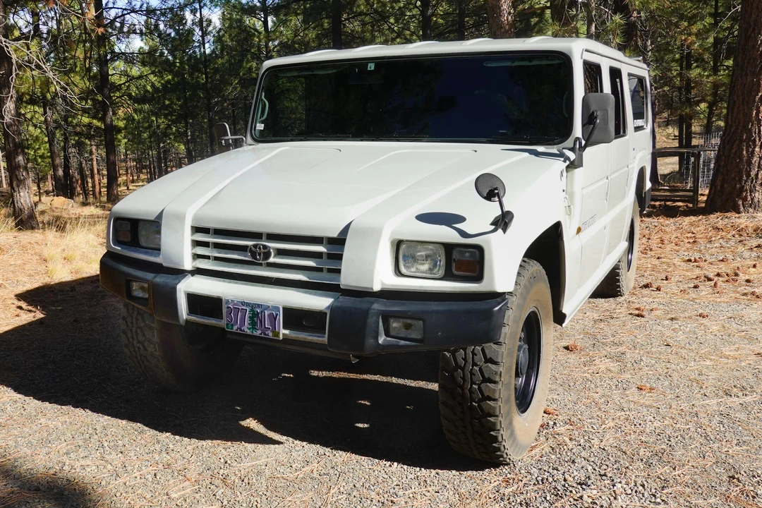 1996 Toyota Mega Cruiser - Image 8 of 23