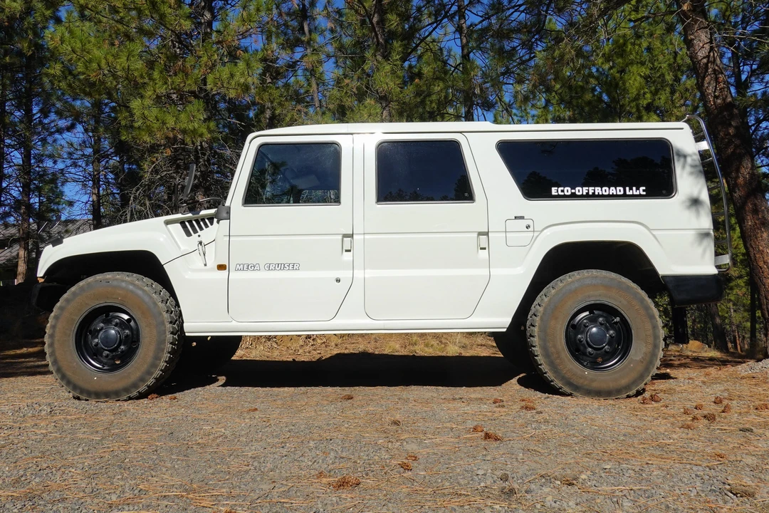 1996 Toyota Mega Cruiser - Image 11 of 23