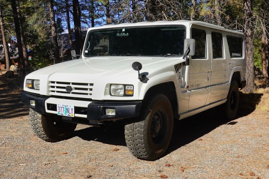 1996 Toyota Mega Cruiser - Image 9 of 23