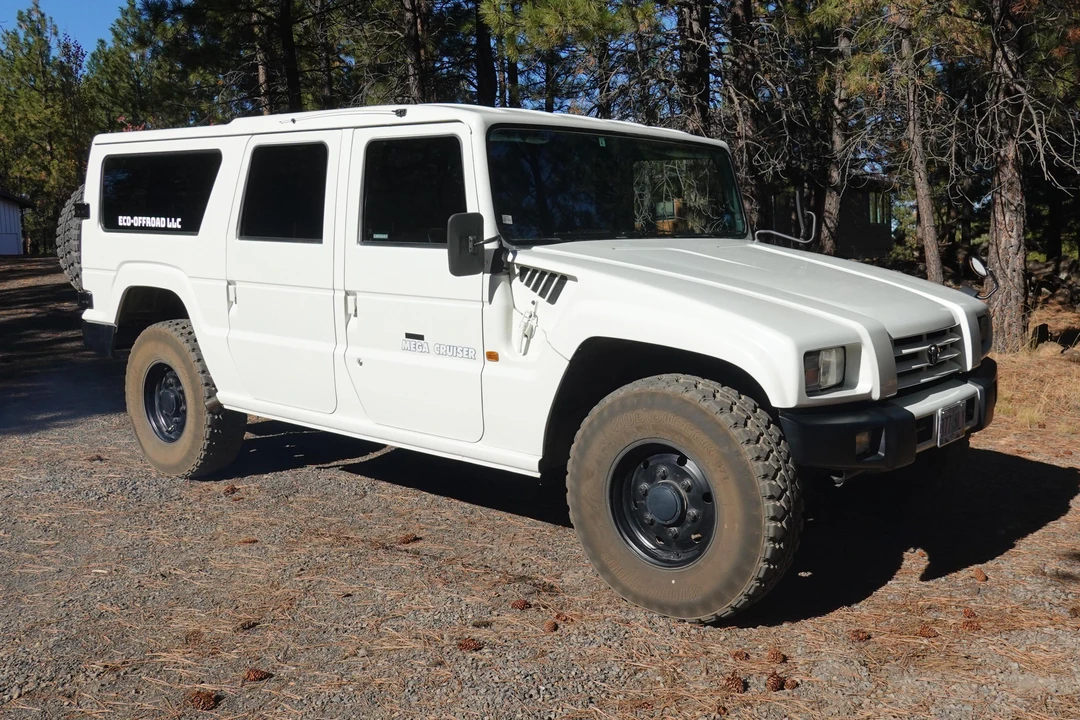 1996 Toyota Mega Cruiser - Image 20 of 23