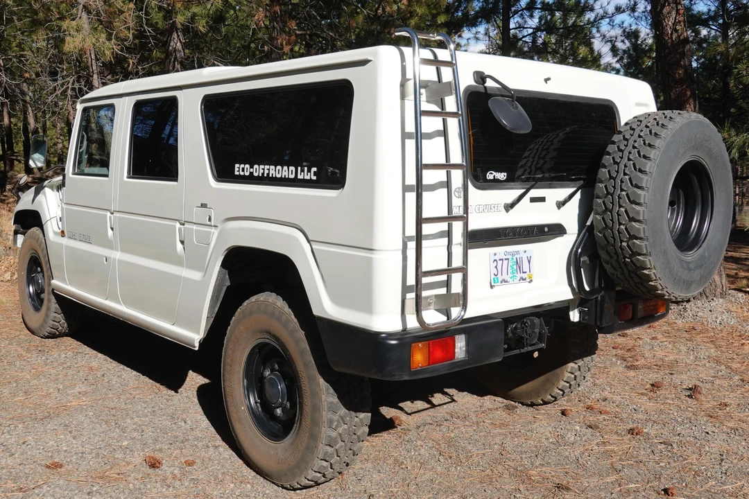 1996 Toyota Mega Cruiser - Image 4 of 23