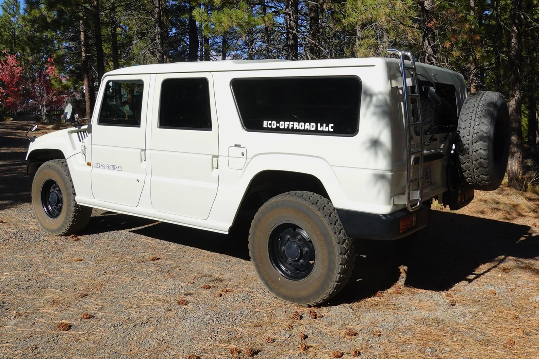 1996 Toyota Mega Cruiser - Image 12 of 23