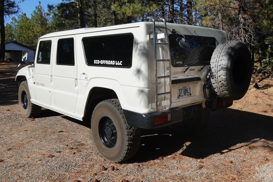 1996 Toyota Mega Cruiser - Image 14 of 23