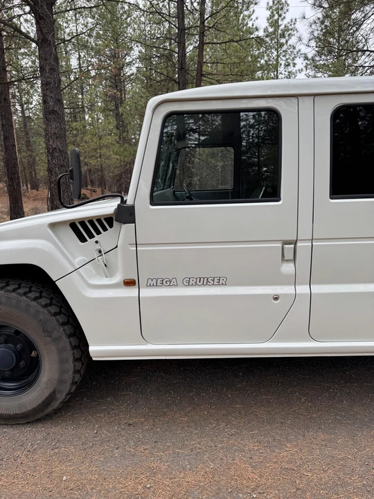 1996 Toyota Mega Cruiser - Image 25 of 31
