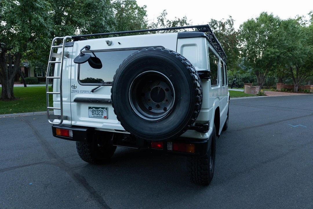 1996 Toyota Mega Cruiser - Image 24 of 31