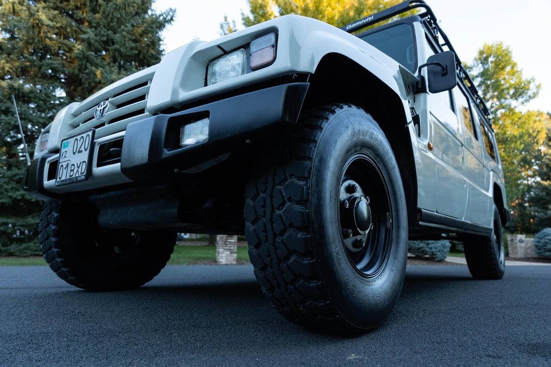 1996 Toyota Mega Cruiser - Image 11 of 31
