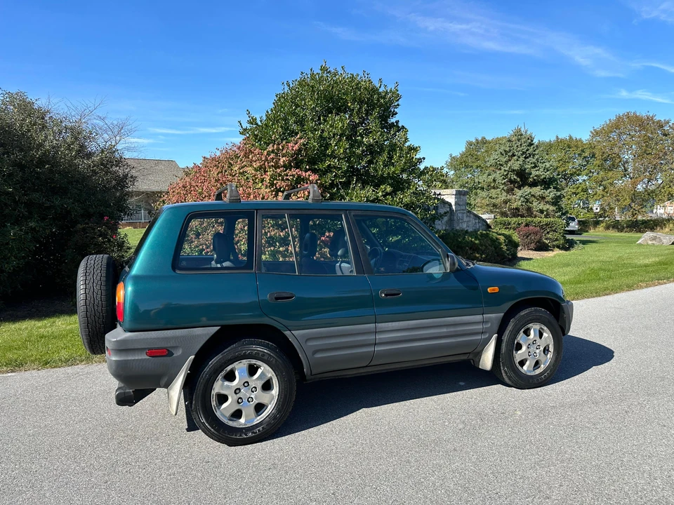 1996 Toyota RAV4 1st Gen - Image 20 of 31